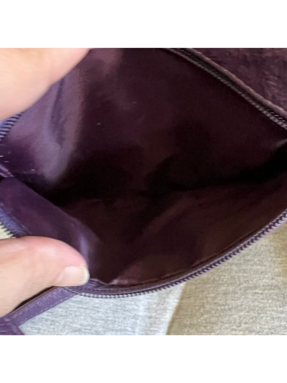 Purple Leather Crossbody Bag With Multiple Zipper Compartments & Adjustable Stra - Picture 4 of 5